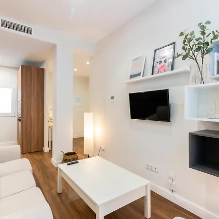 Apartment Lj Amplio En Triana Con Parking Nomadas Digital Seville
